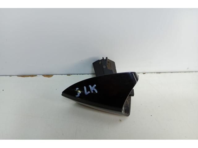 bontott MERCEDES-BENZ GLK-CLASS Bal első Kilincs Burkolat