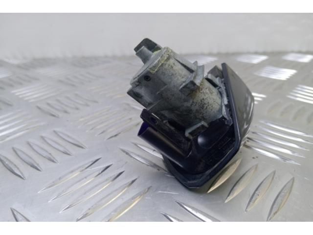 bontott MERCEDES-BENZ GLK-CLASS Bal első Zárbetét