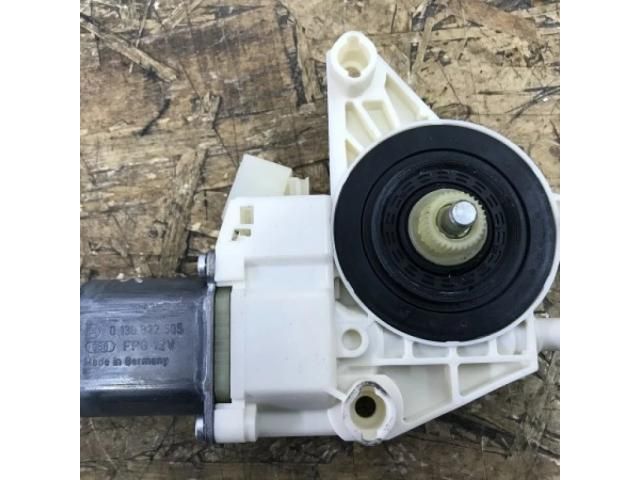 bontott MERCEDES-BENZ GLK-CLASS Bal hátsó Ablakemelő Motor