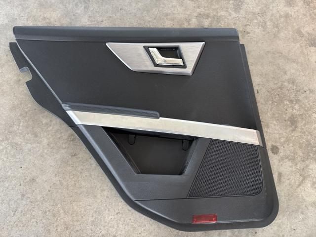 bontott MERCEDES-BENZ GLK-CLASS Bal hátsó Ajtó Kárpit