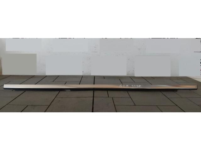 bontott MERCEDES-BENZ GLK-CLASS Bal hátsó Vízlehúzó Gumicsík