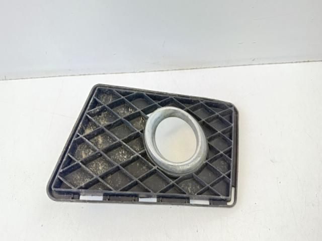 bontott MERCEDES-BENZ GLK-CLASS Bal Ködzárófény Keret