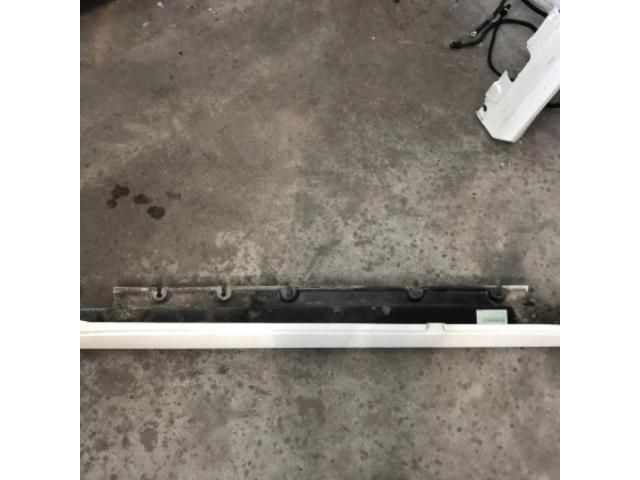 bontott MERCEDES-BENZ GLK-CLASS Bal Küszöb Légterelő