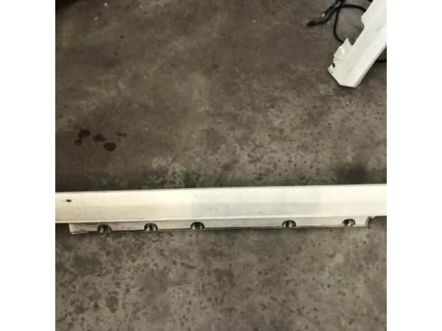 bontott MERCEDES-BENZ GLK-CLASS Bal Küszöb Légterelő