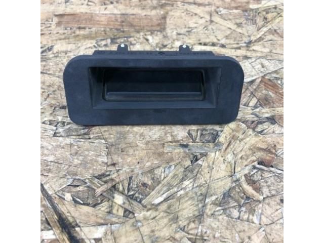 bontott MERCEDES-BENZ GLK-CLASS Csomagtér Nyitó Kar / Gomb