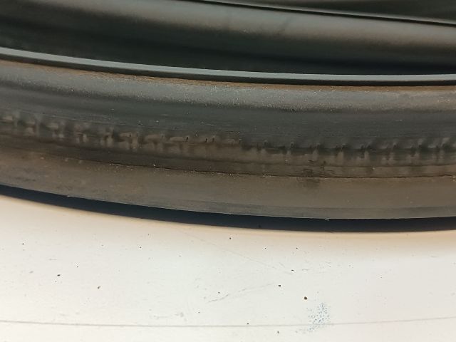 bontott MERCEDES-BENZ GLK-CLASS Csomagtérajtó Gumikéder