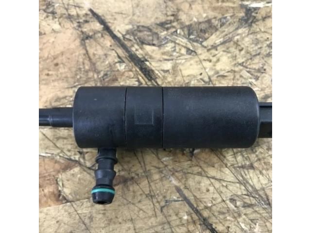 bontott MERCEDES-BENZ GLK-CLASS Első Ablakmosó Szivattyú