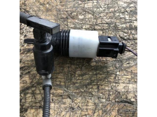 bontott MERCEDES-BENZ GLK-CLASS Első Ablakmosó Szivattyú