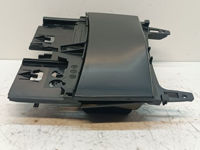 bontott MERCEDES-BENZ GLK-CLASS Első Hamutartó