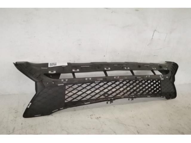 bontott MERCEDES-BENZ GLK-CLASS Első Lökhárító Alsó Középső Díszrács