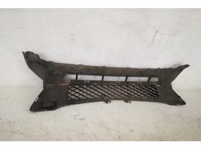 bontott MERCEDES-BENZ GLK-CLASS Első Lökhárító Alsó Középső Díszrács