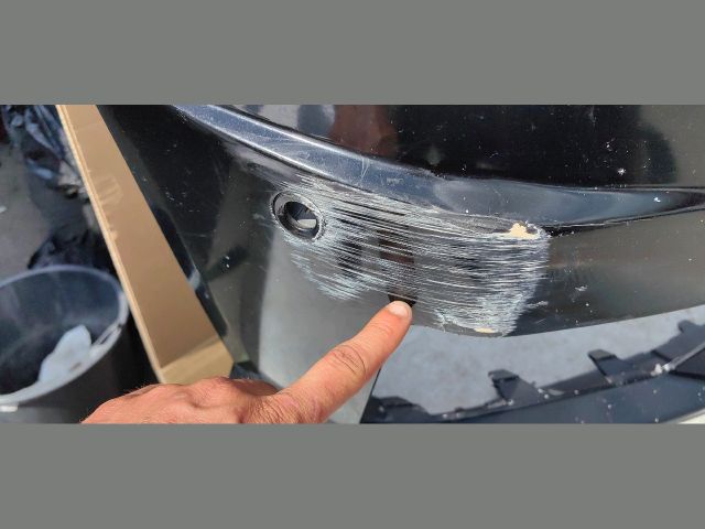 bontott MERCEDES-BENZ GLK-CLASS Első Lökhárító (Üresen)