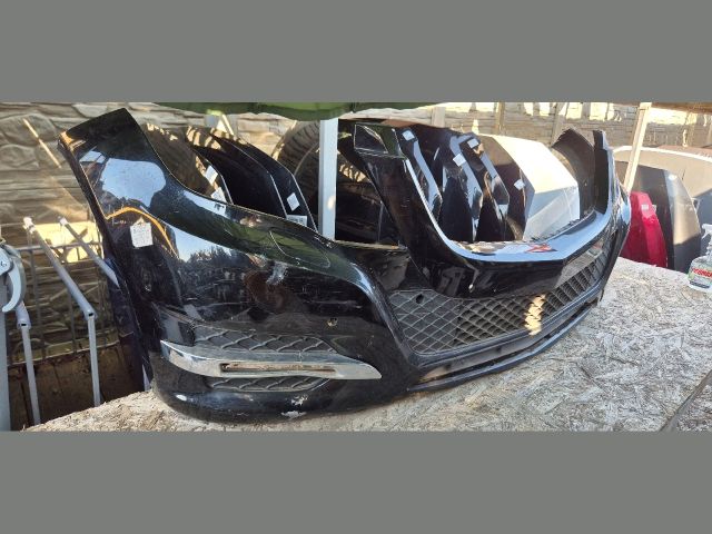 bontott MERCEDES-BENZ GLK-CLASS Első Lökhárító (Üresen)