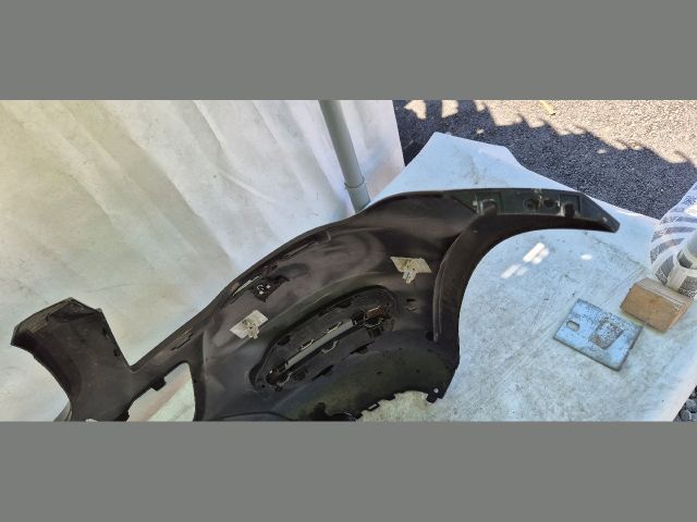 bontott MERCEDES-BENZ GLK-CLASS Első Lökhárító (Üresen)