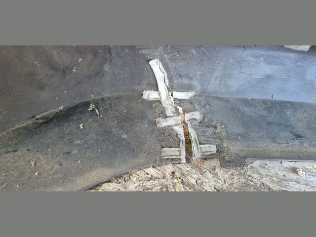 bontott MERCEDES-BENZ GLK-CLASS Első Lökhárító (Üresen)