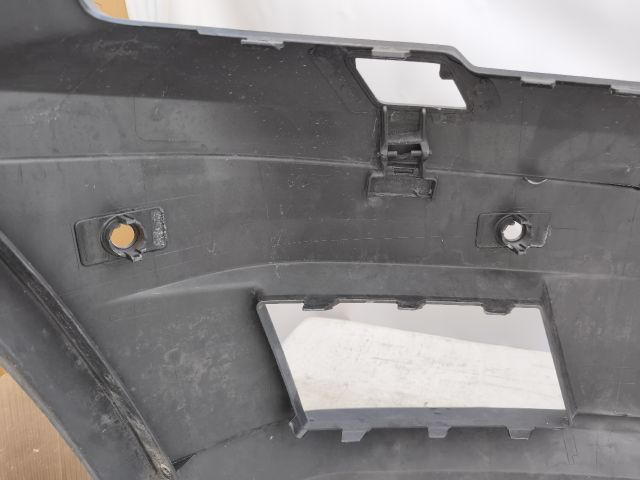 bontott MERCEDES-BENZ GLK-CLASS Első Lökhárító (Üresen)