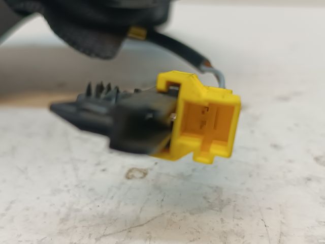 bontott MERCEDES-BENZ GLK-CLASS Hátsó középső Biztonsági Öv Csat