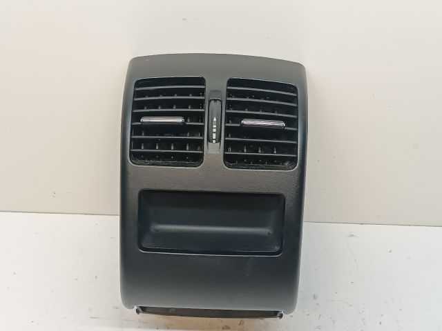 bontott MERCEDES-BENZ GLK-CLASS Hátsó középső Szellőző