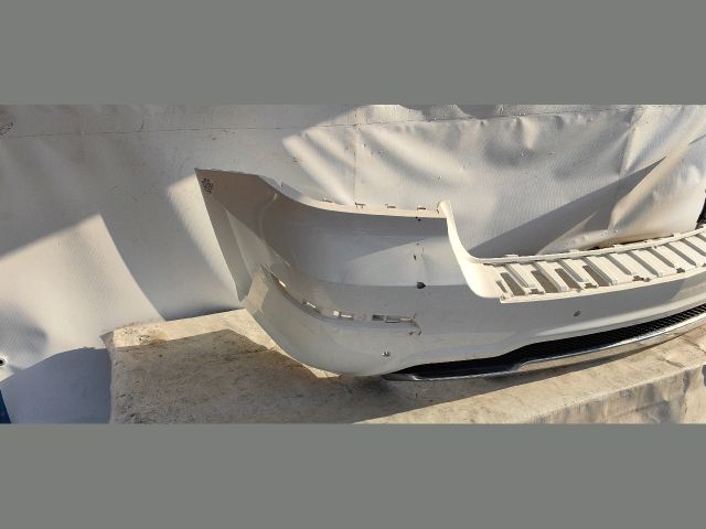 bontott MERCEDES-BENZ GLK-CLASS Hátsó Lökhárító (Üresen)