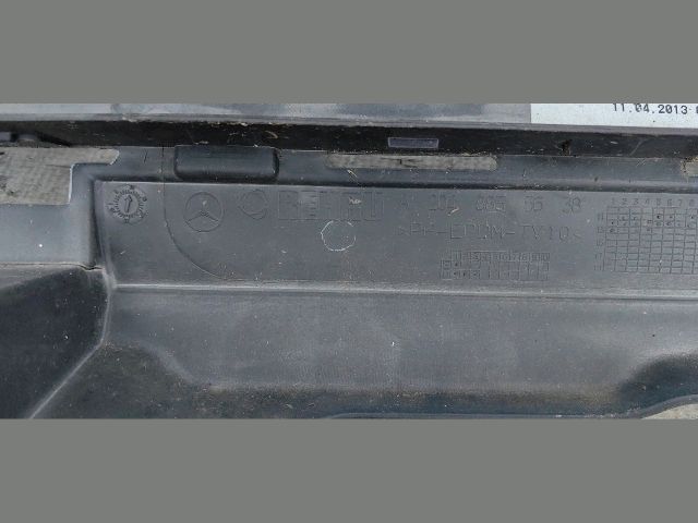 bontott MERCEDES-BENZ GLK-CLASS Hátsó Lökhárító (Üresen)