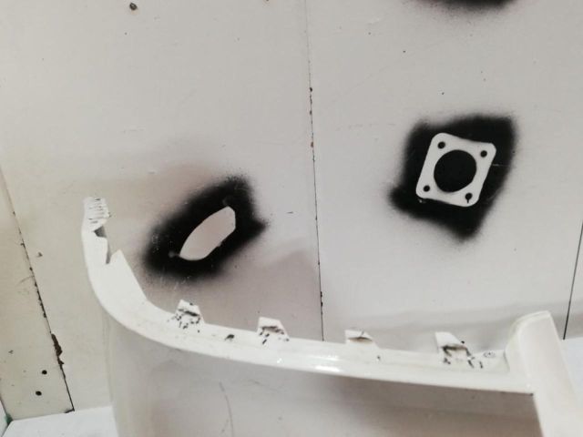 bontott MERCEDES-BENZ GLK-CLASS Hátsó Lökhárító (Üresen)