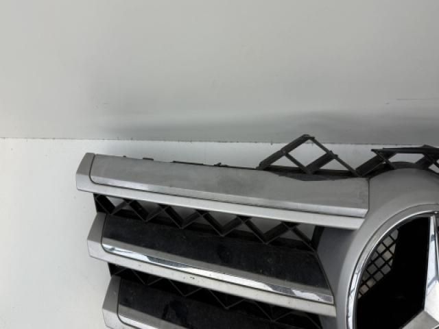 bontott MERCEDES-BENZ GLK-CLASS Hűtőrács