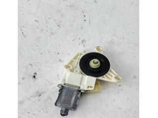 bontott MERCEDES-BENZ GLK-CLASS Jobb első Ablakemelő Motor