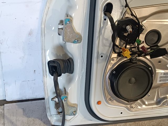 bontott MERCEDES-BENZ GLK-CLASS Jobb első Ajtó (Részeivel)