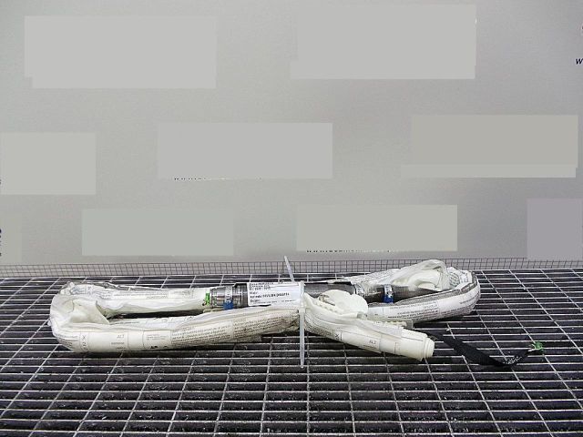 bontott MERCEDES-BENZ GLK-CLASS Jobb első Függöny Légzsák