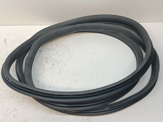 bontott MERCEDES-BENZ GLK-CLASS Jobb első Gumikéder