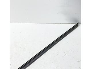 bontott MERCEDES-BENZ GLK-CLASS Jobb első Vízlehúzó Gumicsík