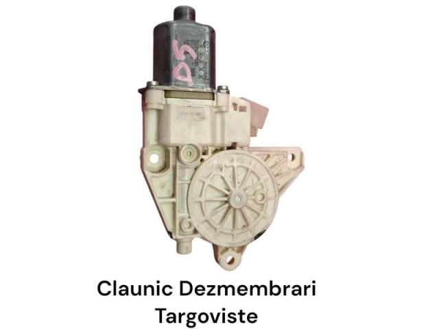 bontott MERCEDES-BENZ GLK-CLASS Jobb hátsó Ablakemelő Motor