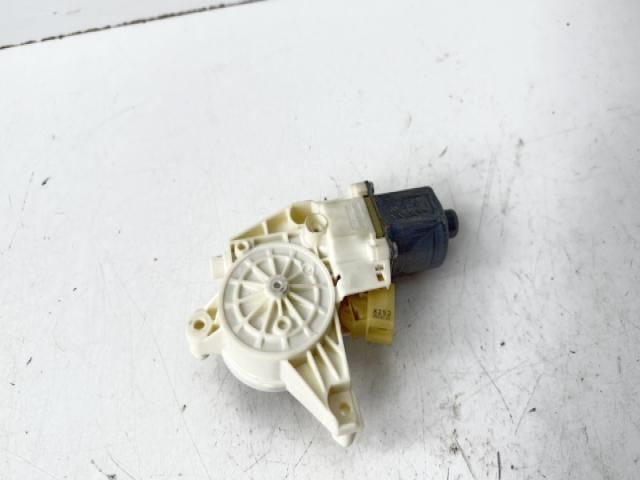 bontott MERCEDES-BENZ GLK-CLASS Jobb hátsó Ablakemelő Motor