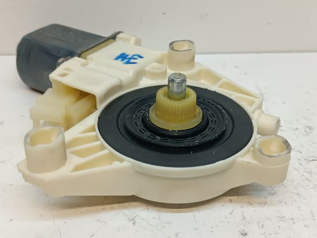 bontott MERCEDES-BENZ GLK-CLASS Jobb hátsó Ablakemelő Motor