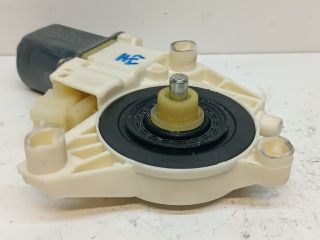 bontott MERCEDES-BENZ GLK-CLASS Jobb hátsó Ablakemelő Motor