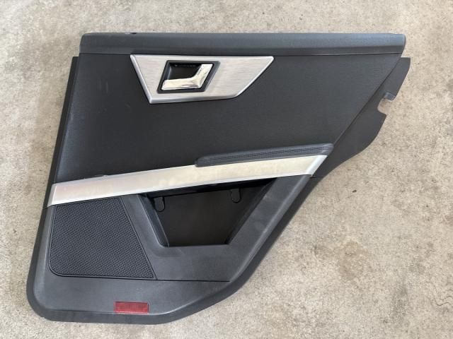 bontott MERCEDES-BENZ GLK-CLASS Jobb hátsó Ajtó Kárpit