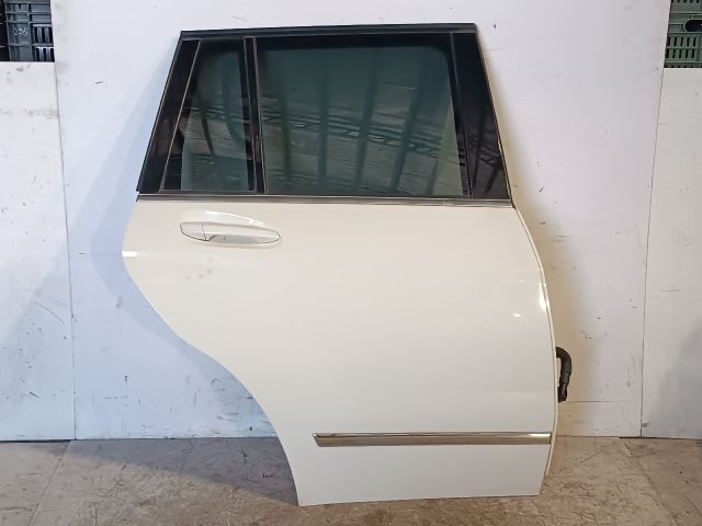 bontott MERCEDES-BENZ GLK-CLASS Jobb hátsó Ajtó (Részeivel)