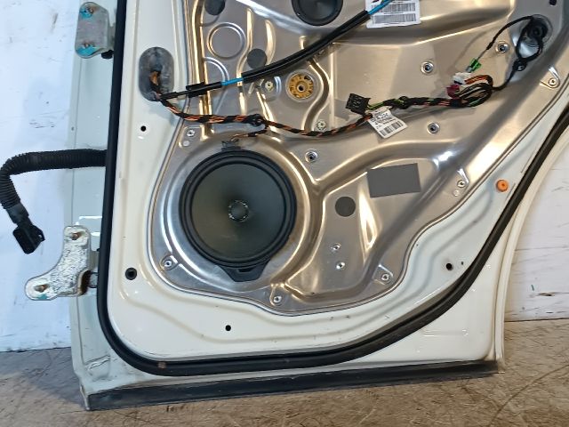 bontott MERCEDES-BENZ GLK-CLASS Jobb hátsó Ajtó (Részeivel)