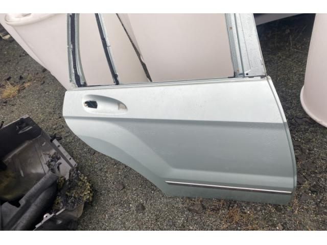 bontott MERCEDES-BENZ GLK-CLASS Jobb hátsó Ajtó (Üres lemez)