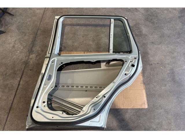 bontott MERCEDES-BENZ GLK-CLASS Jobb hátsó Ajtó (Üres lemez)