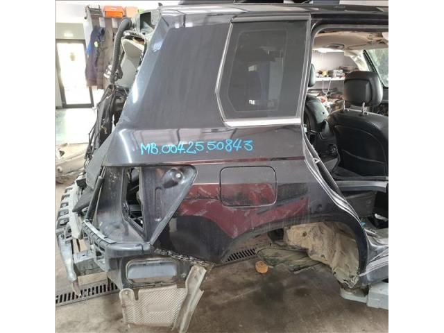 bontott MERCEDES-BENZ GLK-CLASS Jobb hátsó Sárvédő