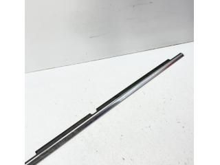 bontott MERCEDES-BENZ GLK-CLASS Jobb hátsó Vízlehúzó Gumicsík