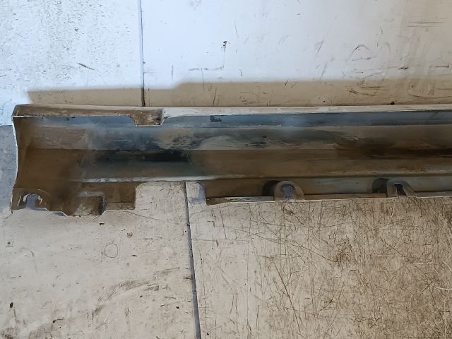 bontott MERCEDES-BENZ GLK-CLASS Jobb Küszöb