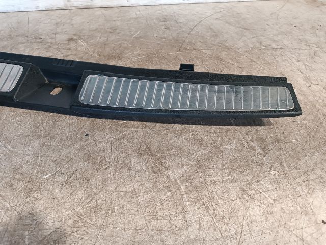 bontott MERCEDES-BENZ GLK-CLASS Küszöb Burkolat