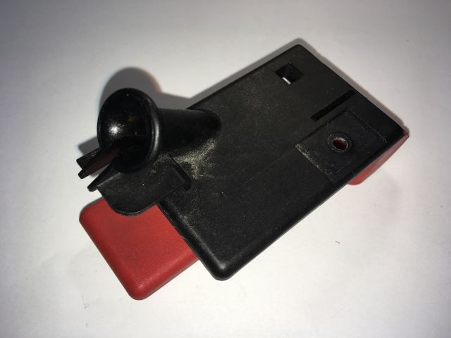 bontott MERCEDES-BENZ GLK-CLASS Motorháztető Nyitó Kar / Gomb