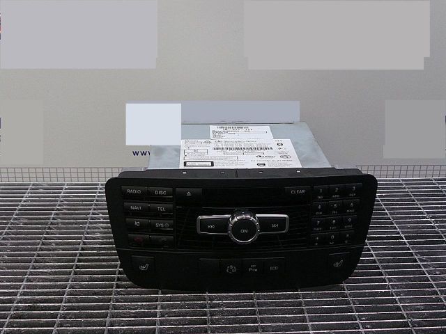 bontott MERCEDES-BENZ GLK-CLASS Rádió / CD