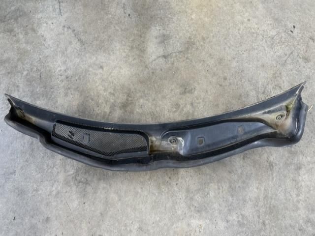 bontott MERCEDES-BENZ GLK-CLASS Szélvédő Takaró