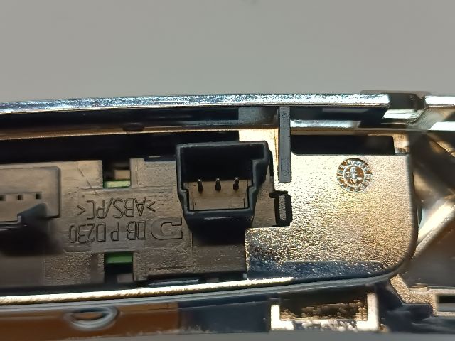 bontott MERCEDES-BENZ GLK-CLASS Váltókar Keret