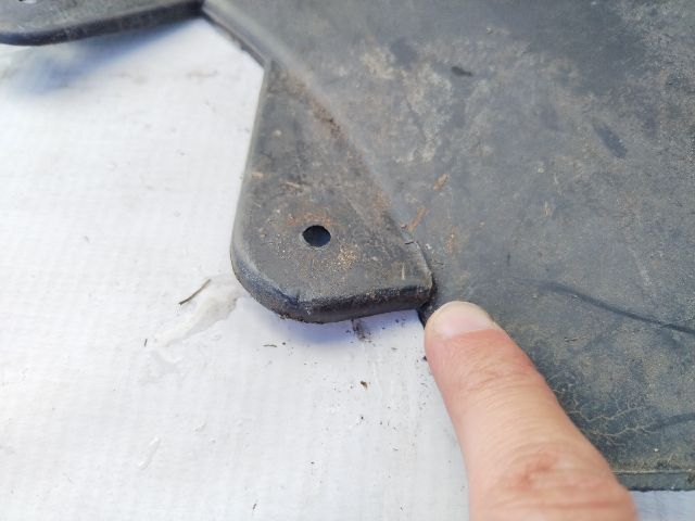 bontott MERCEDES-BENZ GLS Első Lökhárító (Üresen)