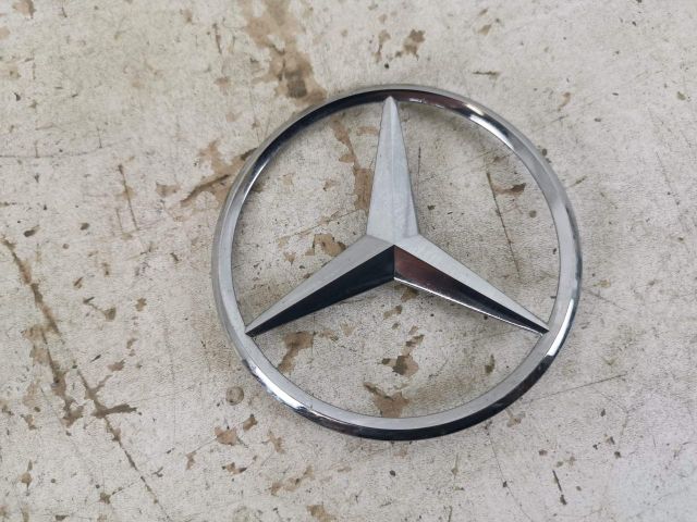 bontott MERCEDES-BENZ GLS Hátsó Embléma